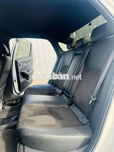 Honda Civic 2023 RS 1.5 AT - 32000 km