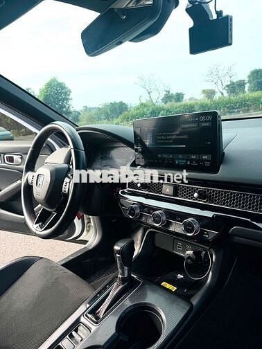 Honda Civic 2023 RS 1.5 AT - 32000 km