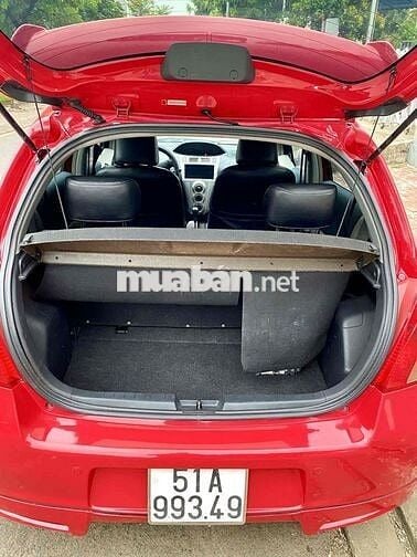 Toyota Yaris 2009 1.3 AT - 90000 km