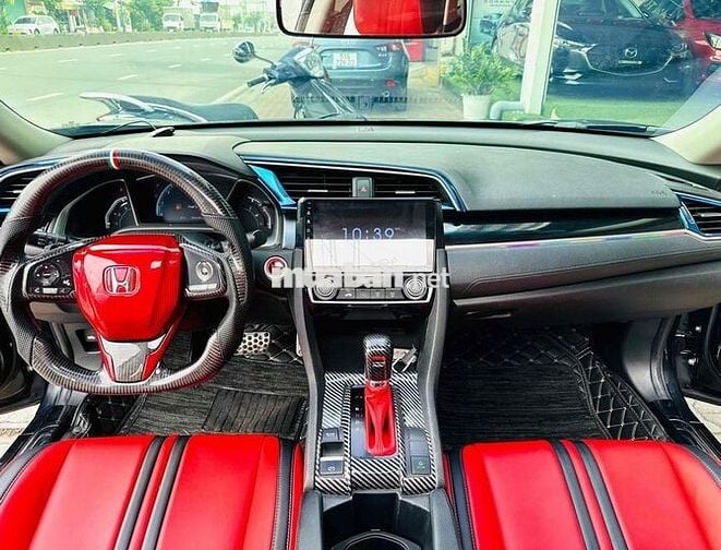 Honda Civic 2016 model 2017 1.5 Turbo giá cực tốt
