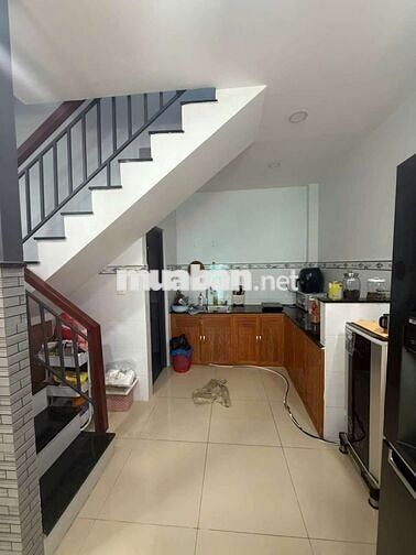 Nhà cho thuê Chiến Lược (2PN 2WC) nhà sạch sẽ - ngày 1/1/2026 nhận nhà