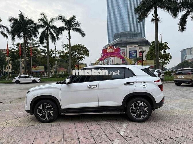 Hyundai Creta đăngkí 2023 đặc biệt mới đi 22.000km