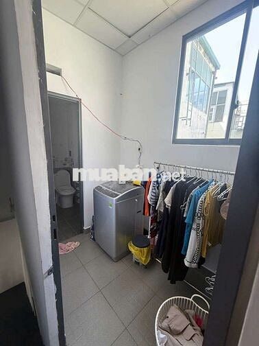 Nhà cho thuê Chiến Lược (2PN 2WC) nhà sạch sẽ - ngày 1/1/2026 nhận nhà