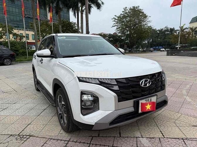 Hyundai Creta đăngkí 2023 đặc biệt mới đi 22.000km