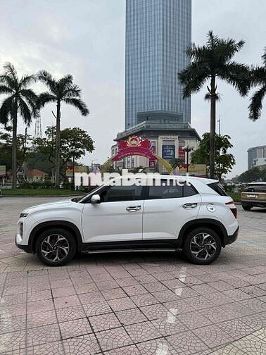 Hyundai Creta đăngkí 2023 đặc biệt mới đi 22.000km