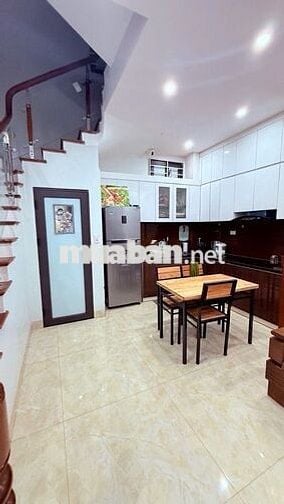 SIÊU PHẨM HOT HIT - GẦN HỒ TÂY - VÀI BƯỚC RA Ô TÔ - KHU HIẾM NHÀ BÁN -