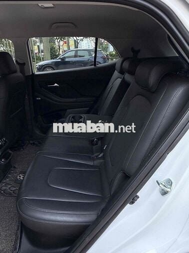 Hyundai Creta đăngkí 2023 đặc biệt mới đi 22.000km