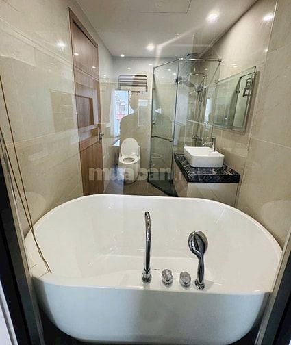 💥 Bồ Đề 6 tầng thang máy - gara 2 ô tô – cách Hồng Tiến 100m, giá đẹp