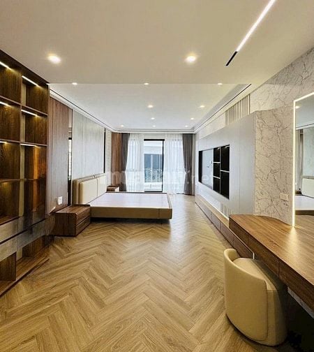 💥 Bồ Đề 6 tầng thang máy - gara 2 ô tô – cách Hồng Tiến 100m, giá đẹp