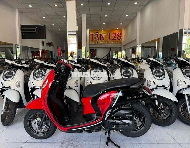 SCOOPY 2021 - Xe Zin - Odo Thấp - Máy Zin Cực Êm