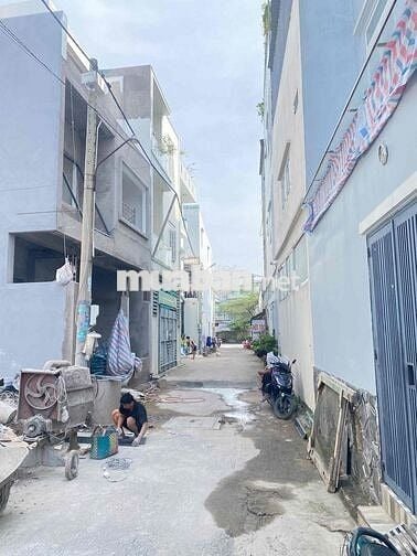 Bán đất hẻm xe tải ngay đường số 9, Linh Tây. DT 90.3m2 SHR, MT 7.63m
