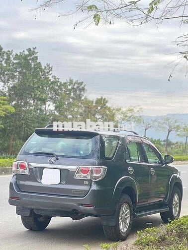 Toyota Fortuner 2013 2.5G - 260000 km
