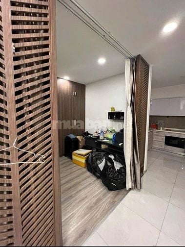 Giá 11tr, CHCC Republic, Cộng Hòa, P4, TB, 50m2, Nội thất, Nhà mới.