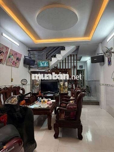 BÁN NHÀ TRUNG TÂM BÌNH TÂN HẺM 6M XE HƠI , GIÁ RẺ KỊCH TRẦN