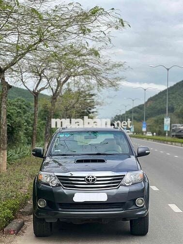 Toyota Fortuner 2013 2.5G - 260000 km