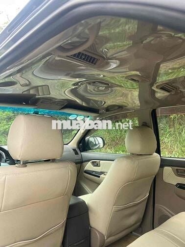 Toyota Fortuner 2013 2.5G - 260000 km