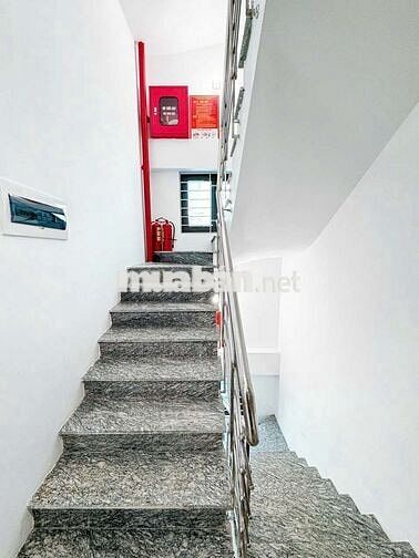 Tòa CCMN,7 Tầng 18 phòng ngay ngã tư sở dòng tiền 1 tỷ/năm