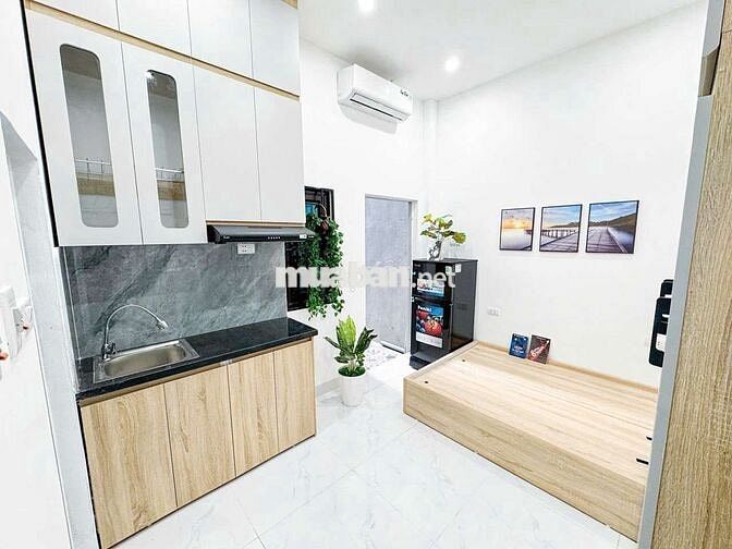 Tòa CCMN,7 Tầng 18 phòng ngay ngã tư sở dòng tiền 1 tỷ/năm