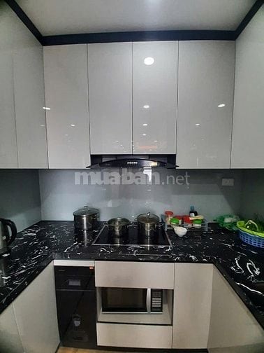 Chính chủ cần bán căn góc 92m 2 ngủ ở toà Tây Hồ Riverview, ngay cạnh 