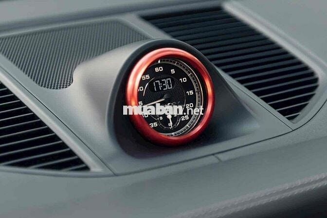 Porsche Macan FL Model 2022 . Đen - Kem . Odo 5v8