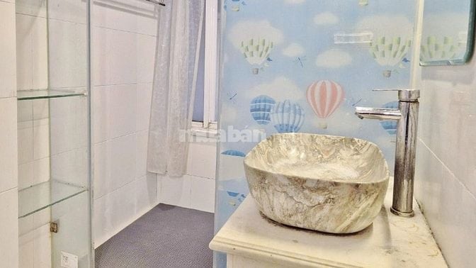 Bán căn hộ CCMN 3 phòng ngủ trung tâm Cầu Giấy, Hà Nội.