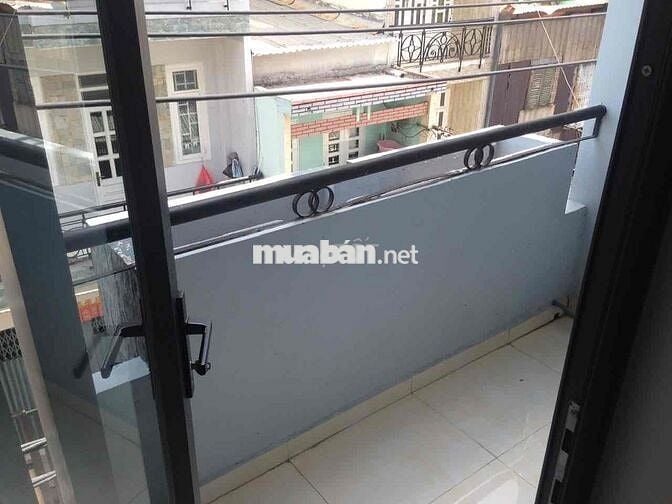 Cho thuê phòng ban công, full nội thất