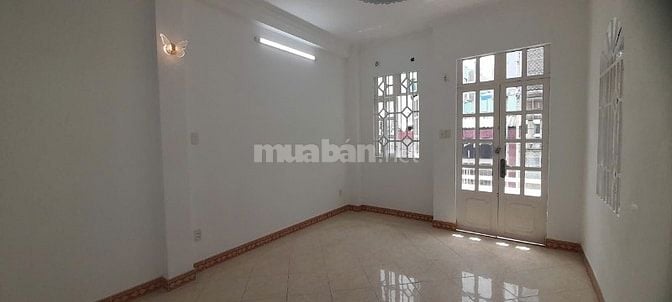 NHÀ ĐẸP XÂY KIÊN CỐ 4 TẦNG, HAI MẶT HẺM THOÁNG