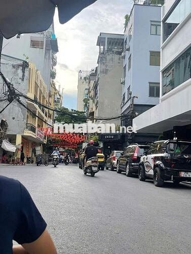 Bán nhà ngõ Thông Phong, Đống Đa 20m ra ô tô, 41m², 5 ngủ, 8.95 tỷ