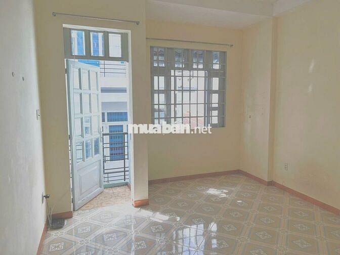 Phòng 18m2 ở cư xá đồng tiến , thành thái quận 10