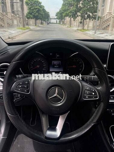 MERCEDES-BENZ C200 2015