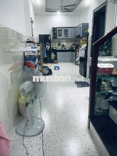 NHÀ ĐẸP Q4- 4 TẦNG - 40m2 - SÁT MT- KO QH- CHỈ 4 TỶ NHỈNH