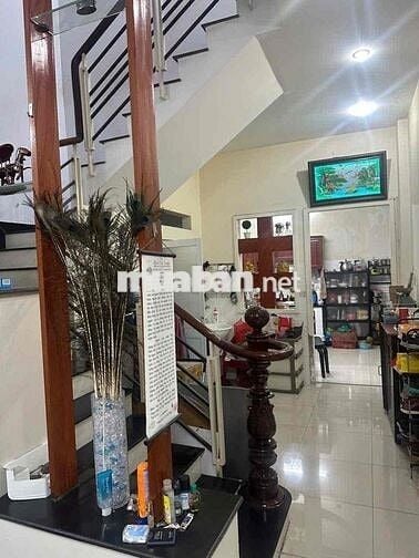 Nhà mặt tiền 6 lầu Trịnh Đình Trọng Tân Phú 65m2 thuận lợi kd cho thue