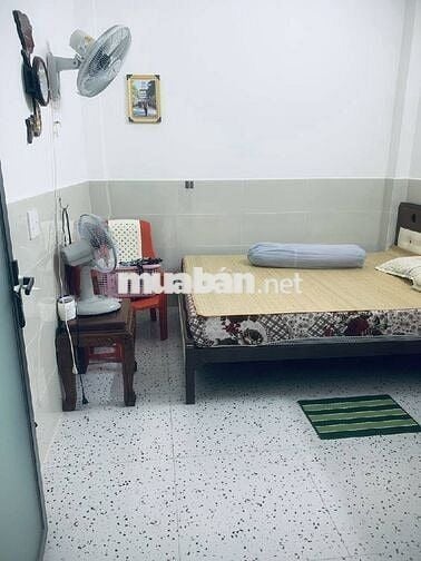 NHÀ ĐẸP Q4- 4 TẦNG - 40m2 - SÁT MT- KO QH- CHỈ 4 TỶ NHỈNH