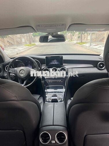 MERCEDES-BENZ C200 2015