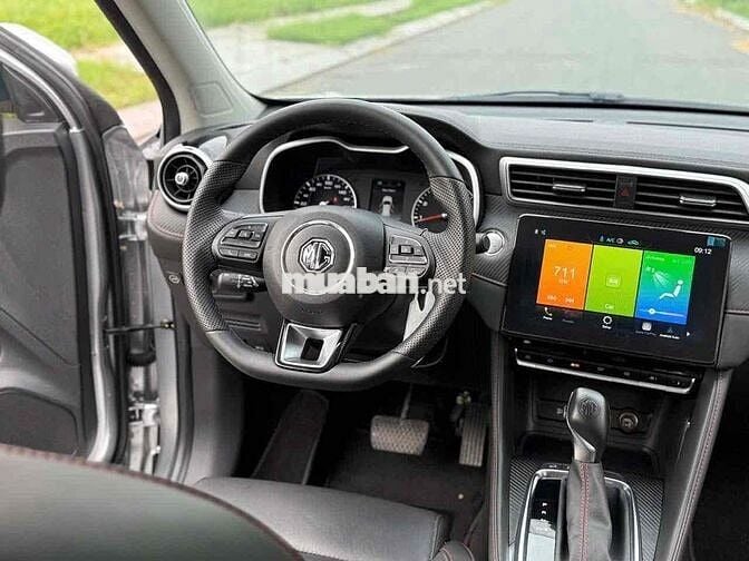 MG ZS 2023 Com 9600km Bạc