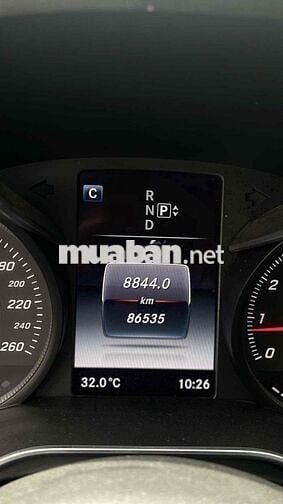 MERCEDES-BENZ C200 2015