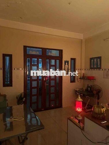 Nhà mặt tiền 6 lầu Trịnh Đình Trọng Tân Phú 65m2 thuận lợi kd cho thue