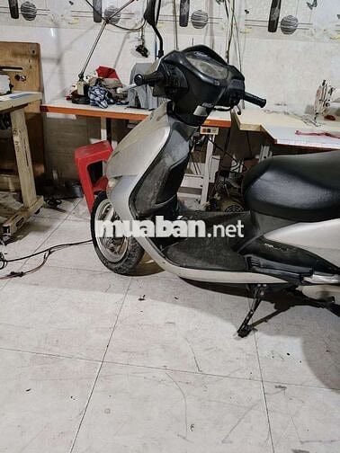 Xe nhà đang chạy máy êm