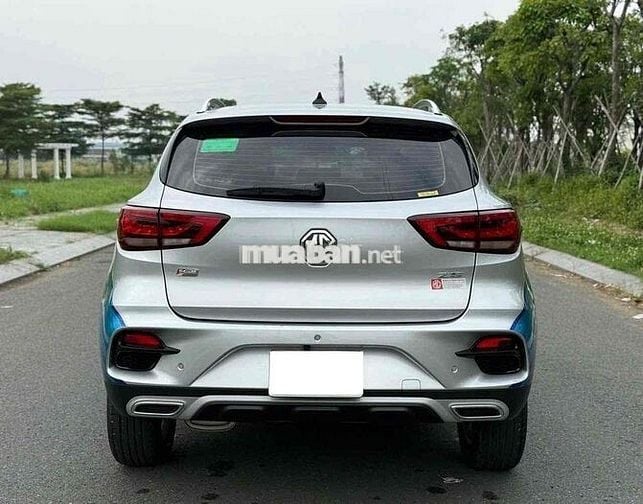 MG ZS 2023 Com 9600km Bạc