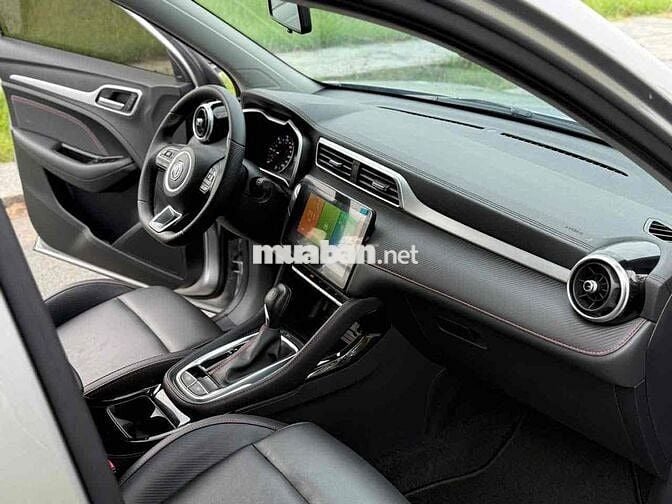 MG ZS 2023 Com 9600km Bạc