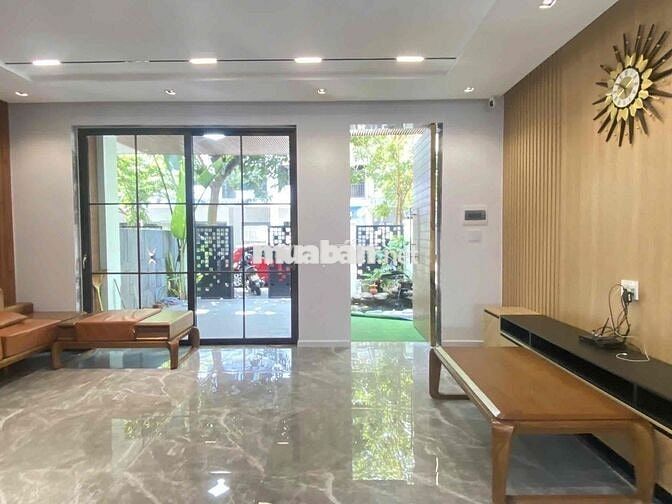 🟡CHO THUÊ NHÀ 3 TẦNG KHU ECOCHAM- LIÊN CHIỂU