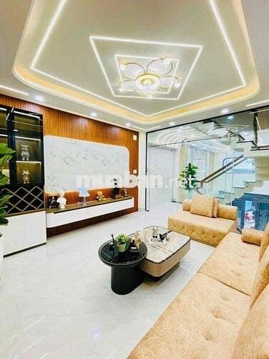 nhà 5 tầng MTKD Hẻm 1/ Đường Chiến Lược. Bình Trị Đông Bình Tân