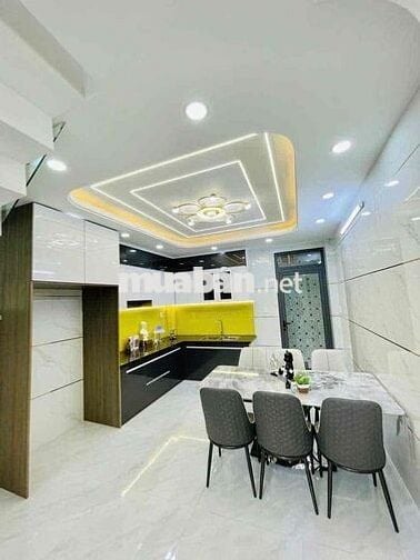 nhà 5 tầng MTKD Hẻm 1/ Đường Chiến Lược. Bình Trị Đông Bình Tân