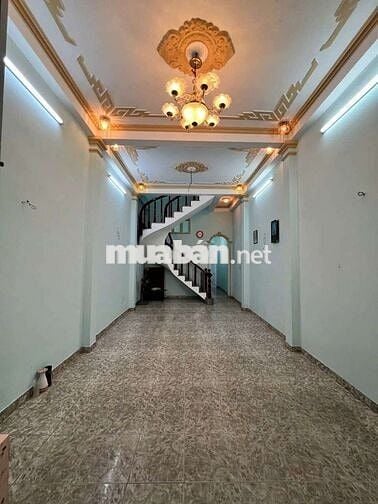 Cho thuê nhà diện tích rộng. Gò Vấp