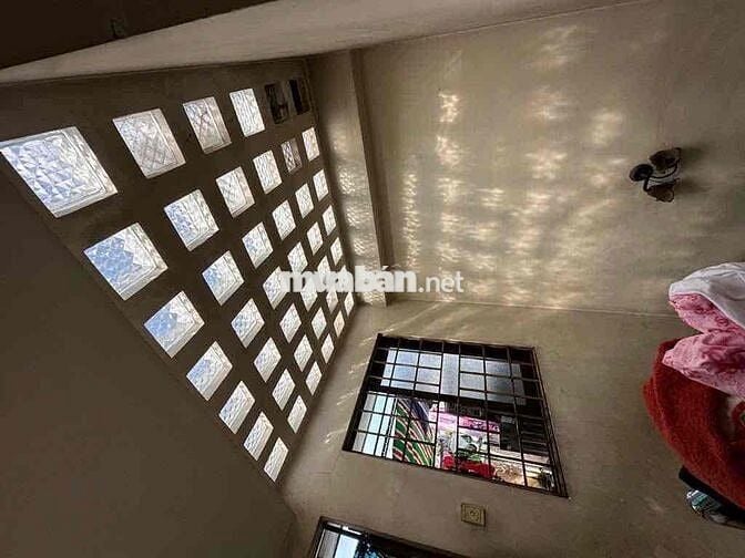 Nhà mặt tiền 4 lầu Bình Thới - q11 36m2 ( 3m x 12m ) đường kd sầm uất