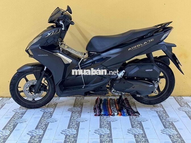 AB 135 mẫu 4val đen mù mới keng 43E1-652.59