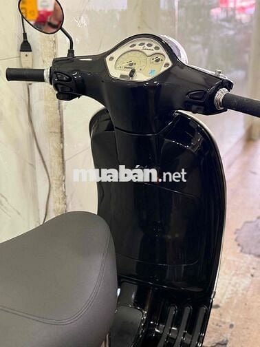 Piaggio Vespa LX125ie Đời 2012 . BSTP
