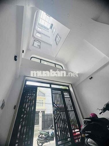 Mặt tiền giá hẻm Nguyễn Sơn Tân Phú