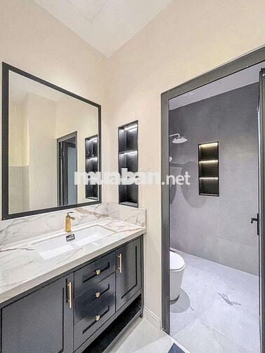 NHÀ 3 PHÒNG NGỦ - HẺM BỜ KÈ HÙNG VƯƠNG