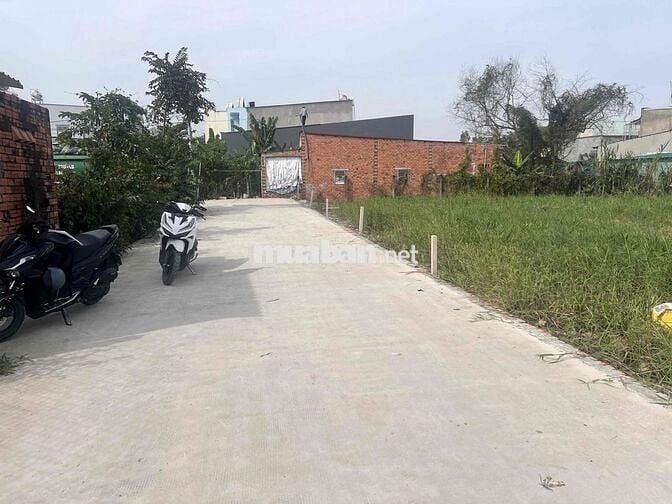 800m2 đất thổ cư xây dựng tự do , hoàn công đường ô tô